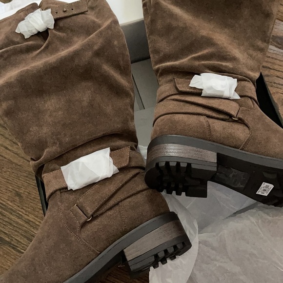 TORRID BOOTS NWT BROWN OILED FAUX LEATHER KNEE-HIGH BOOTS - Picture 12 of 15